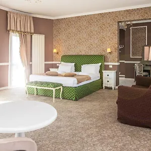 https://hotel-boutique-lafayette.bucharesthotelsnow.com